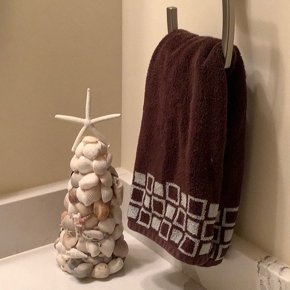 Handmade Shell Tree - Picture 4 of 4